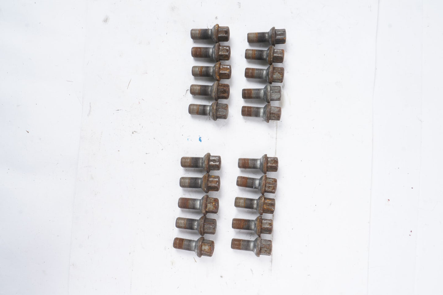 10-16 Mercedes E350 E550 E400 Wheel Lug Bolt SET of 20 OEM