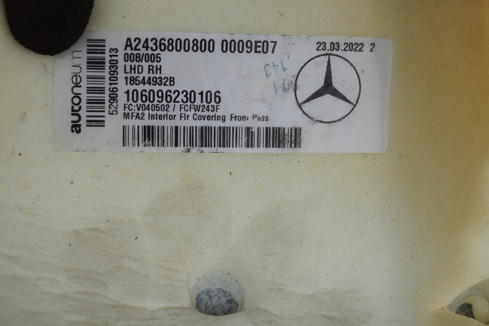 2022 - 2024 MERCEDES EQB350 X243 FRONT RIGHT SIDE FLOOR CARPET COVER LINER OEM