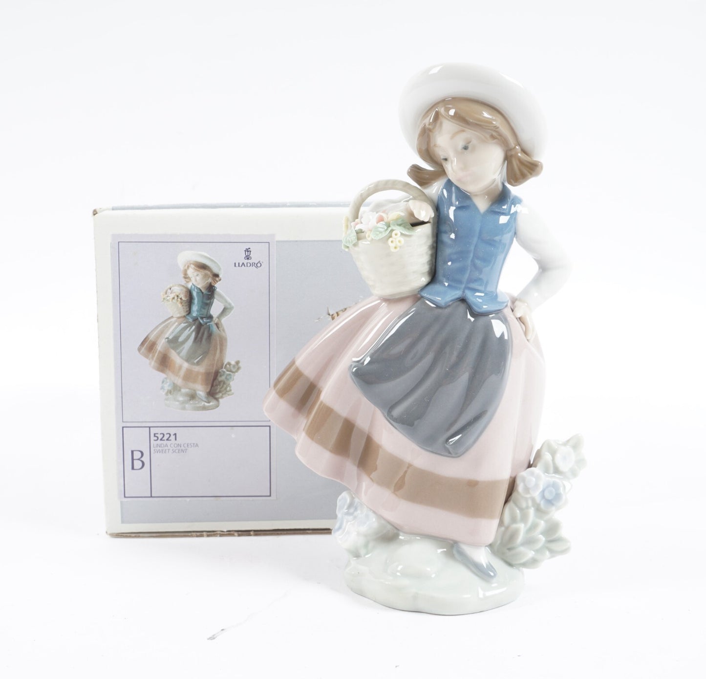 Figurine "Linda con Cesta" Girl with Basket #5221 Retired Mint