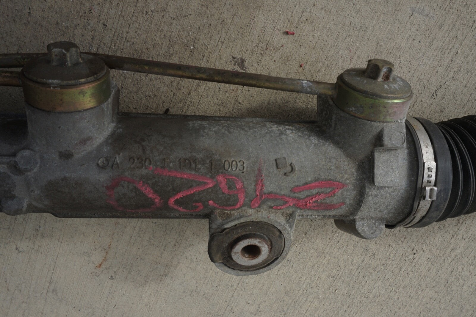 03-06 Mercedes R230 SL55 AMG SL500 Power Steering Rack And Pinion 2304600800 OEM