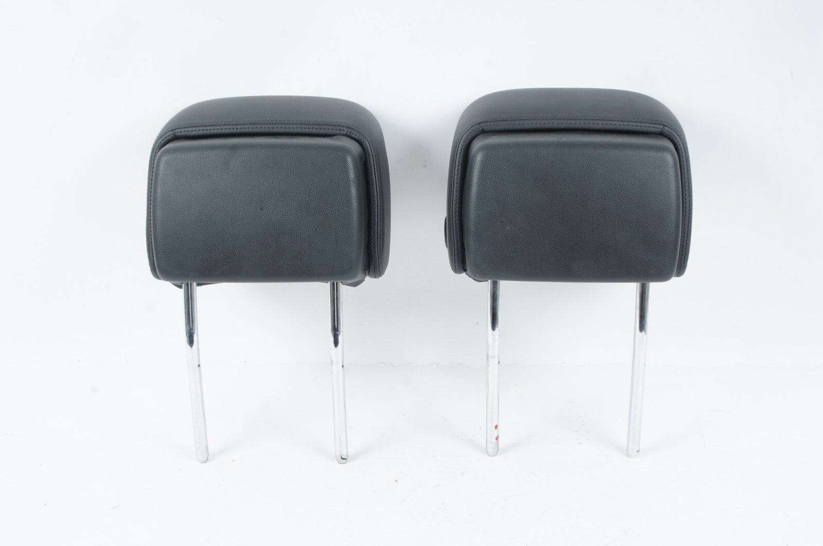 2012 - 2017 AUDI A7 FRONT SEAT HEADREST LEFT & RIGHT SET OEM