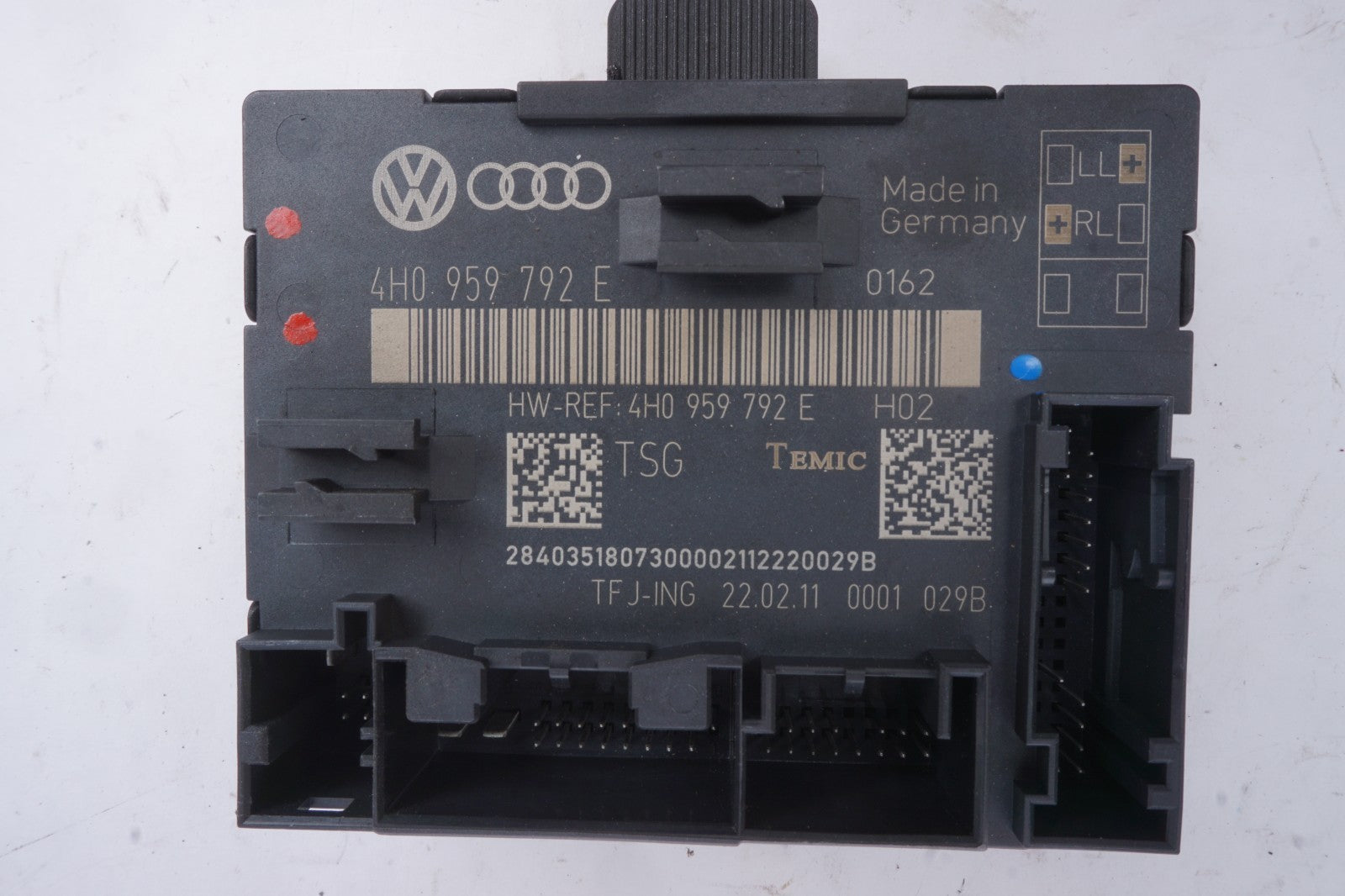 2011 - 2017 AUDI A8 QUTTRO FRONT RIGHT PASSENGER SIDE DOOR WINDOW CONTROL MODULE
