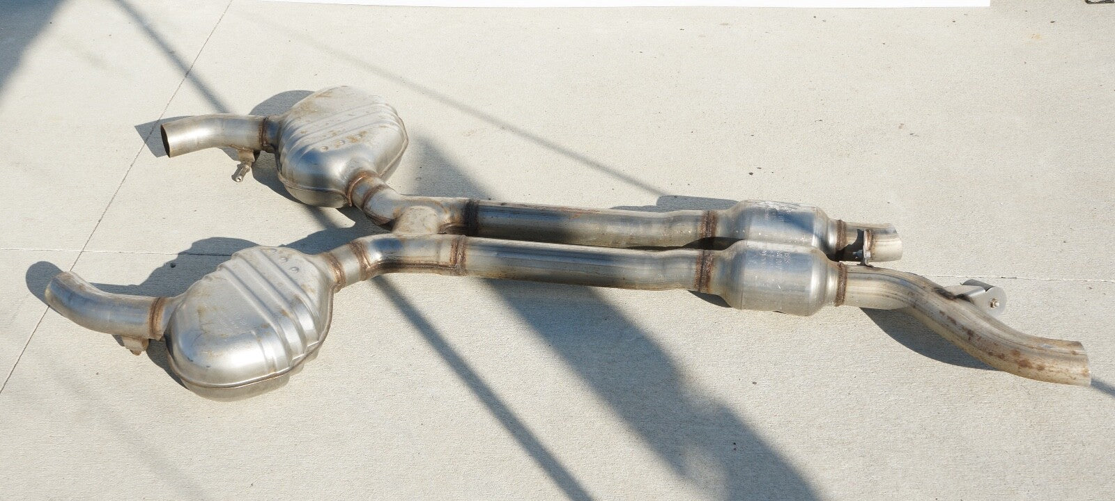17 - 20 MERCEDES SL450 REAR EXHAUST PIPE BOX MUFFLER ASSEMBLY A2314911200