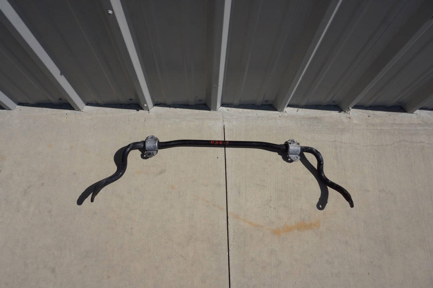 2010-2014 MERCEDES-BENZ E350 - Front Stabilizer / SWAY BAR 2043230765