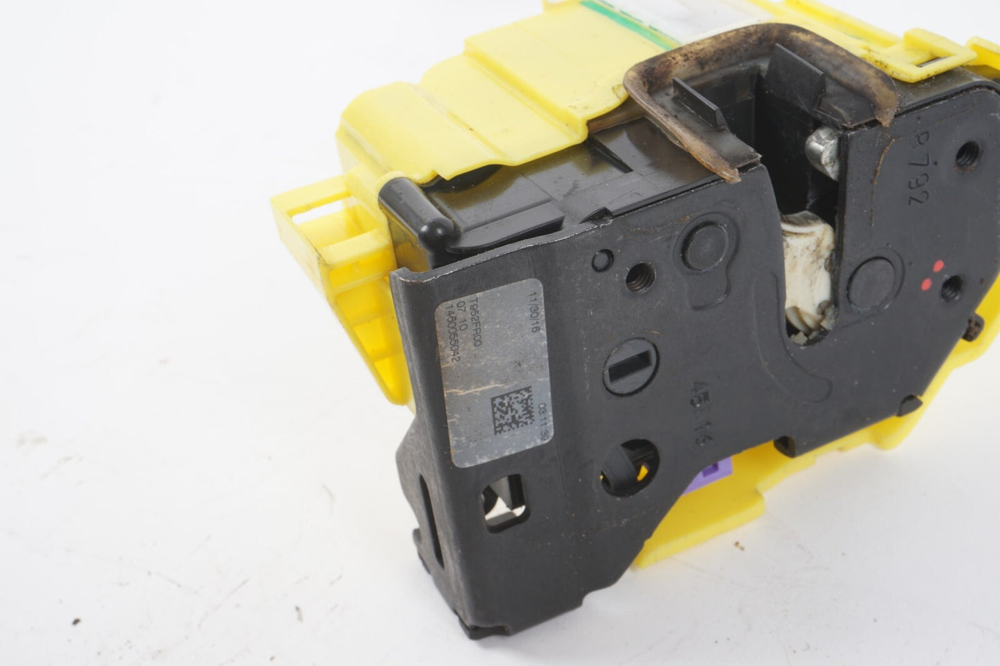 17 - 22 Alfa Romeo Giulia FRONT RIGHT PASSENGER DOOR LOCK LATCH ACTUATOR OEM
