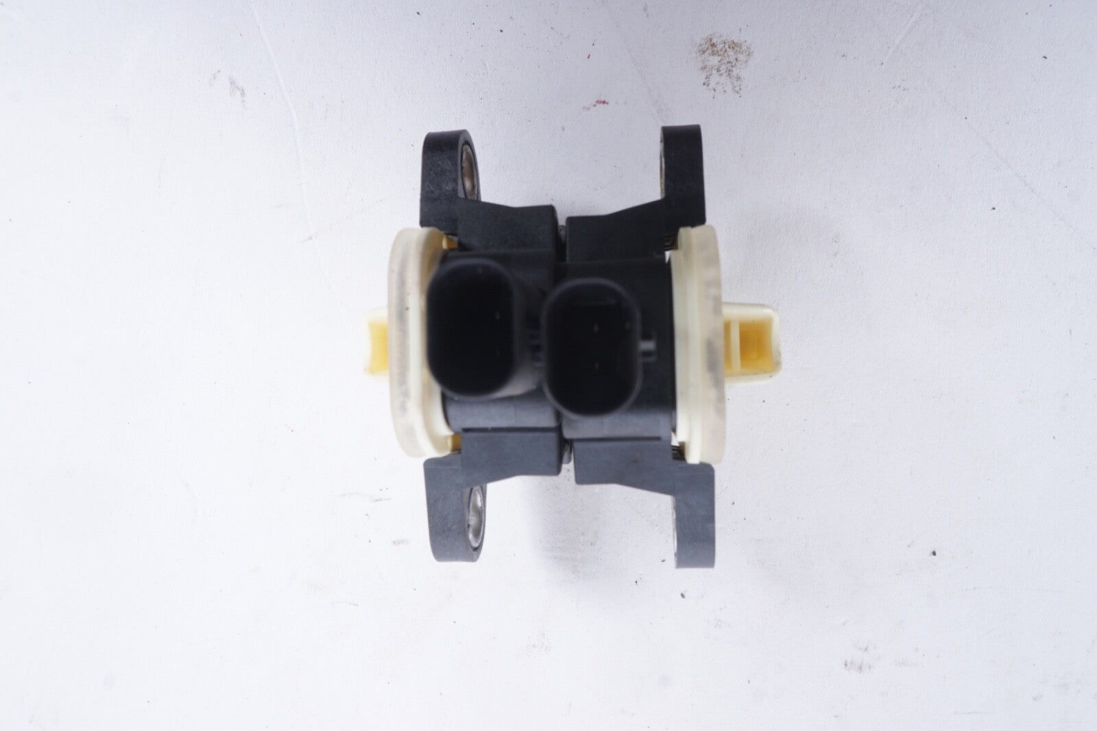 2013-2018 AUDI S6 C7 - Center Impact / Crash Sensor 4H0955557 TWO