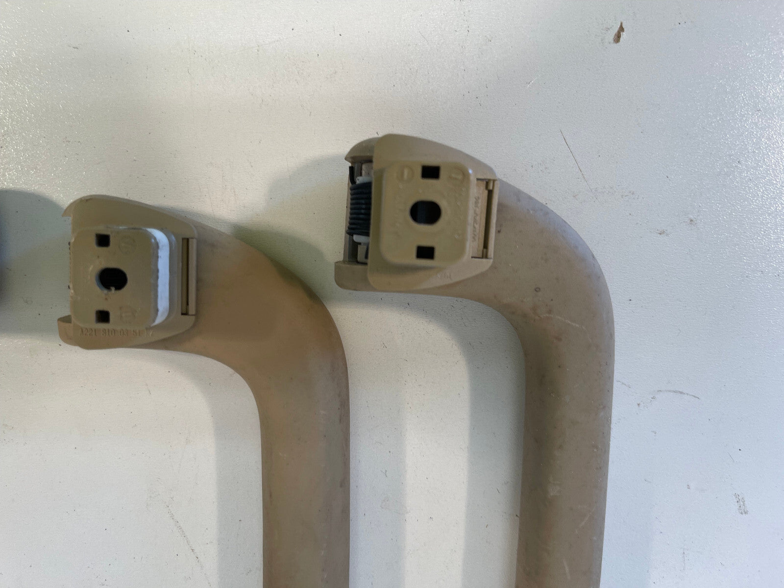 07-13 W221 MERCEDES BENZ S550 S600 S63 OVERHEAD ROOF GRAB HANDLE SET OF 4 OEM