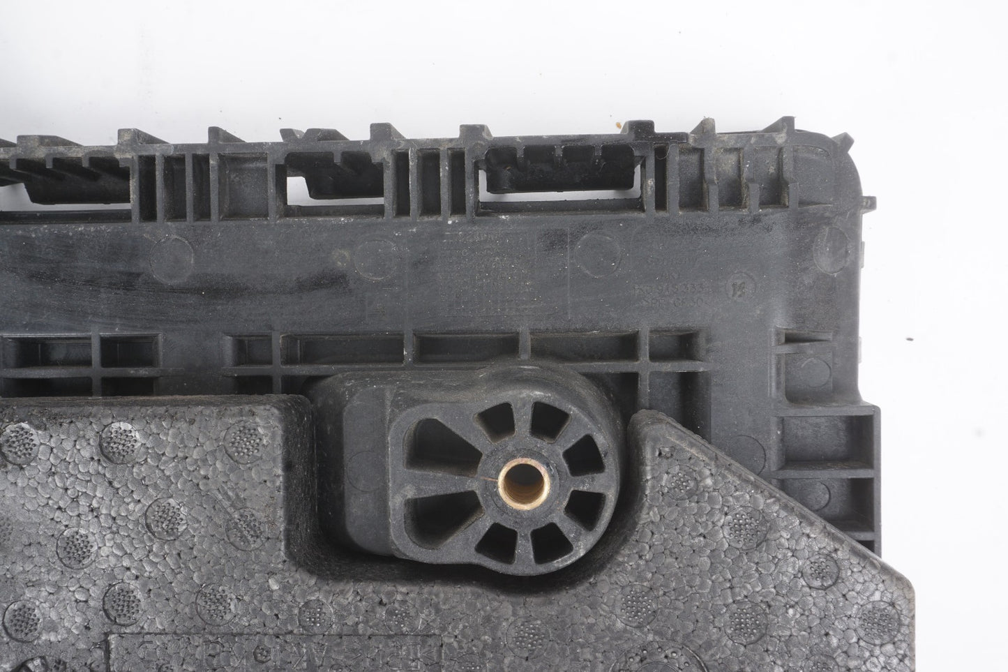 2012-2017 Volkswagen Passat Battery Tray Bracket Holder Mount Support Lower  OEM