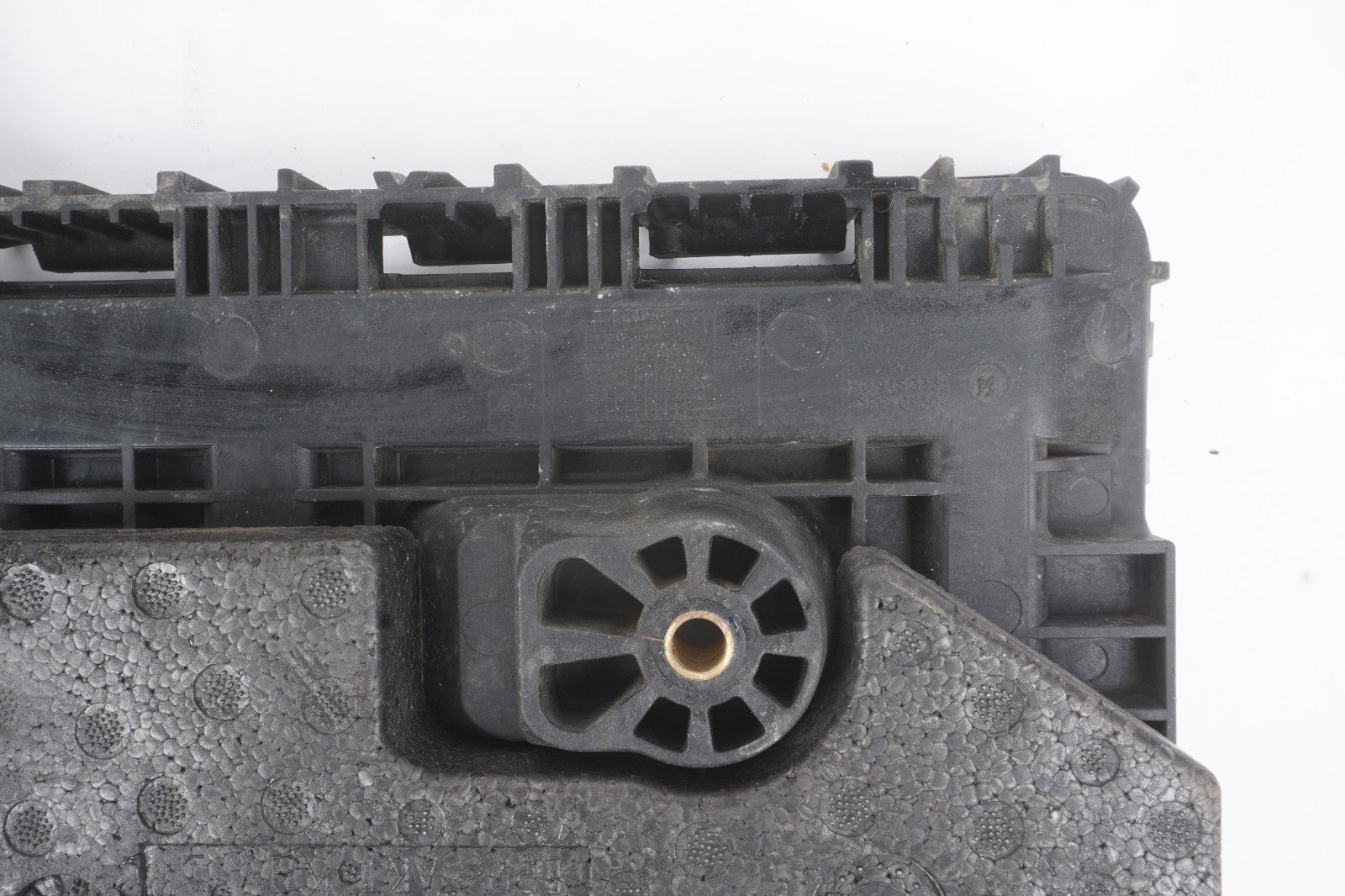 2012-2017 Volkswagen Passat Battery Tray Bracket Holder Mount Support Lower  OEM