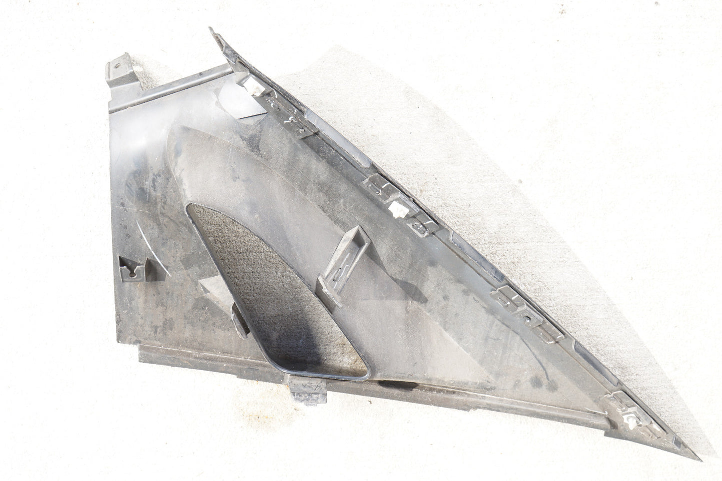 2002 - 2013 Escalade EXT Avalanche LEFT INNER TRIM PANEL SAIL CLADDING OEM