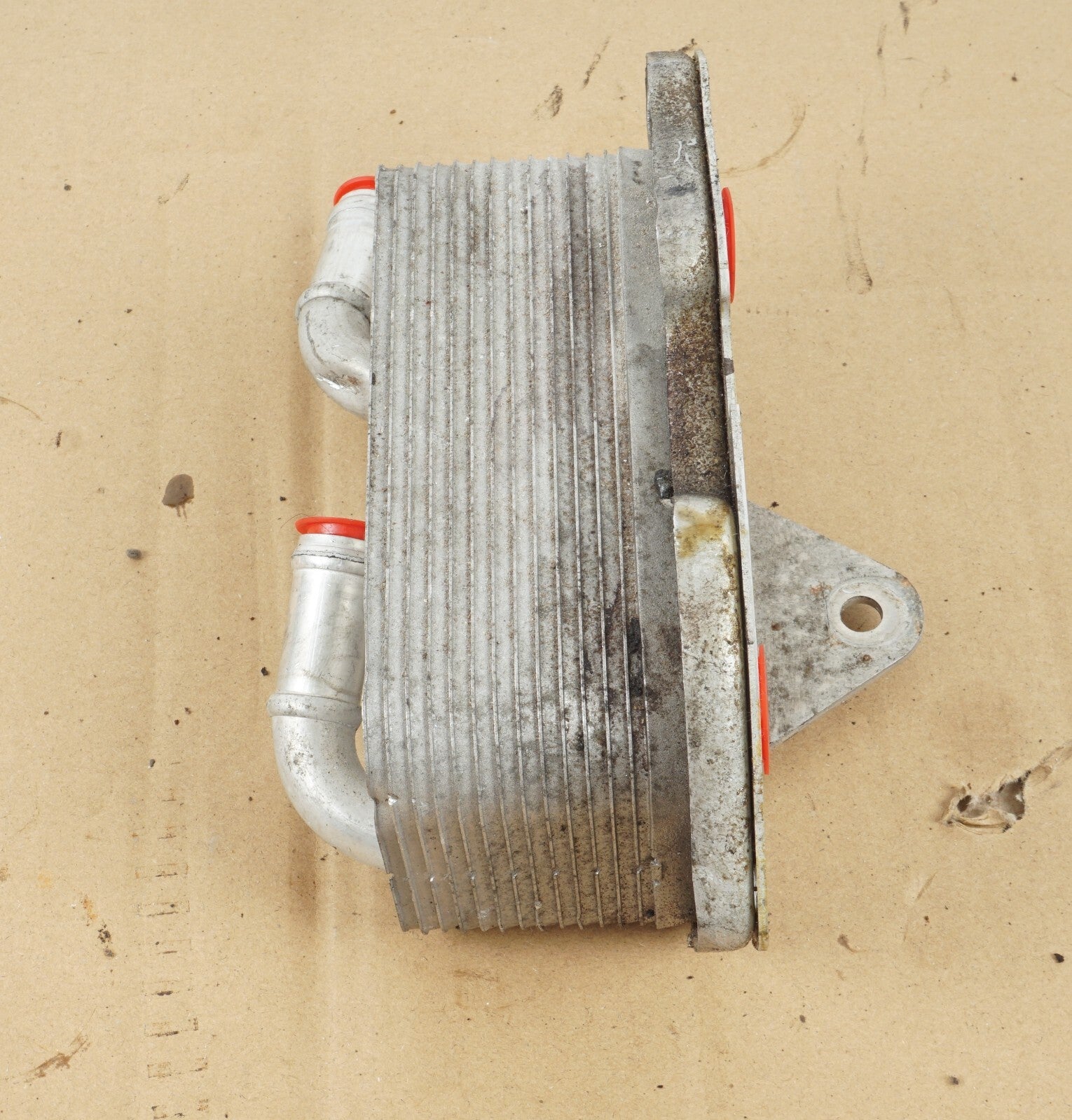 2012 - 2015 AUDI A7 3.0L ENGINE OIL COOLER HEAT EXCHANGER 06E117021G OEM