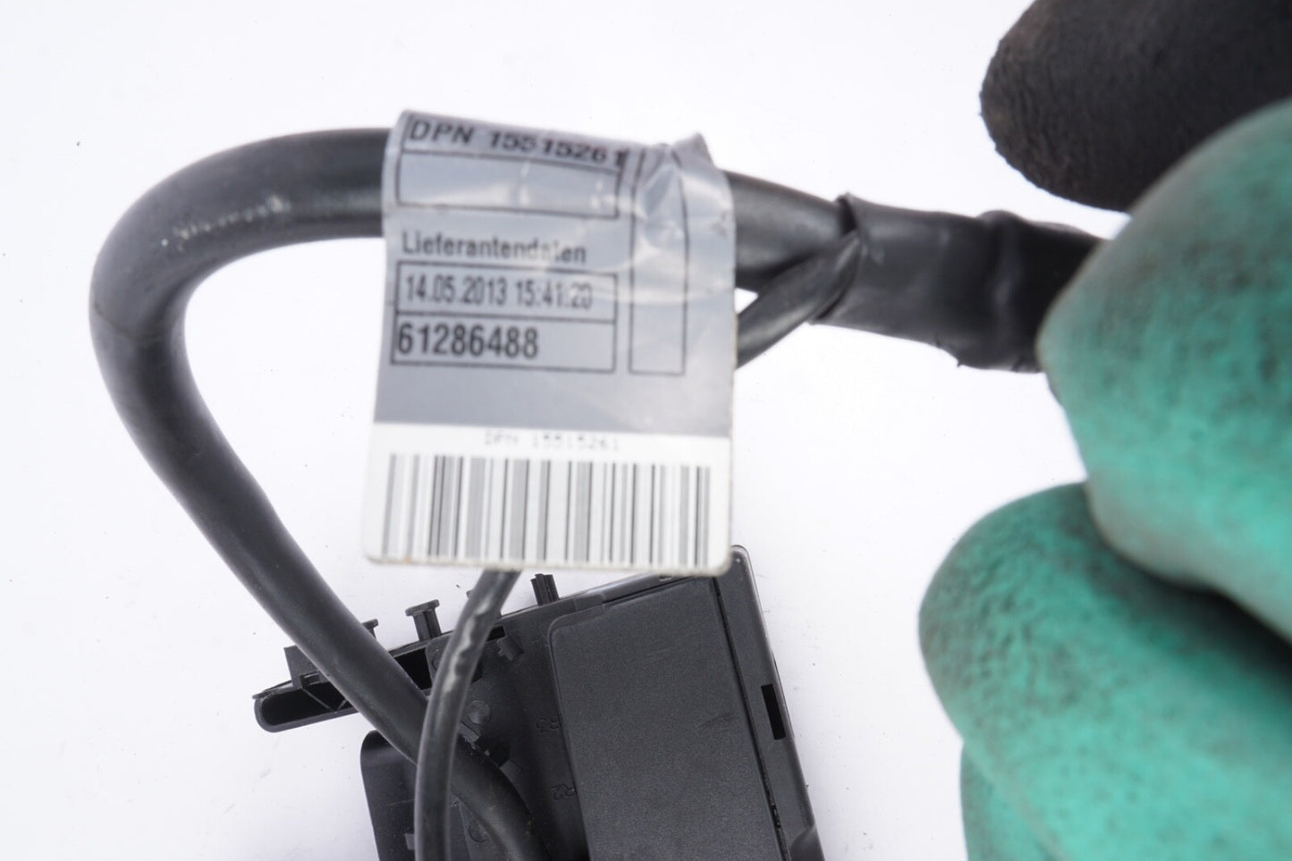 2011 - 2016 Mercedes W207 E350 Fuse Relay Box Junction Terminal Connector OEM