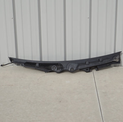 10-16 MERCEDES E350 E550  OEM C207 COUPE WINDSHIELD WIPER COWL PANEL 2078300713