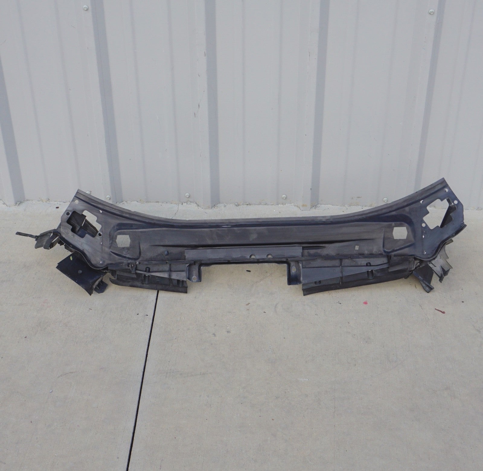 10-13 Mercedes W221 S63 AMG S400 S350 S550 Upper Radiator Core Support OEM