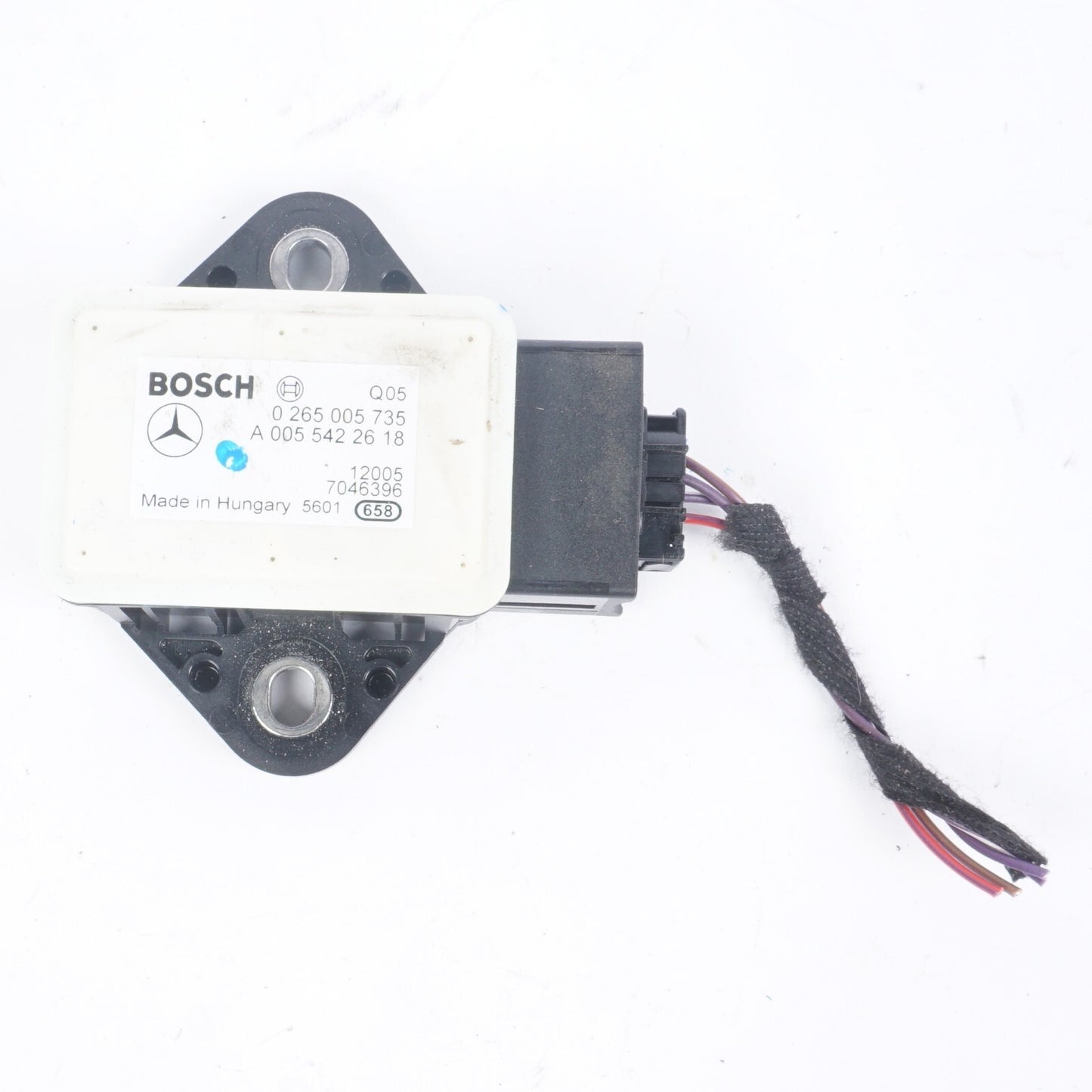 10-14 Mercedes W207 E350 E550 Yaw Rate Sensor A0055422618   OEM