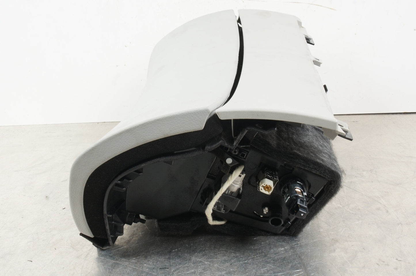 2010 - 2013 MERCEDES S550 OEM RIGHT FRONT DASH GLOVE BOX GREY