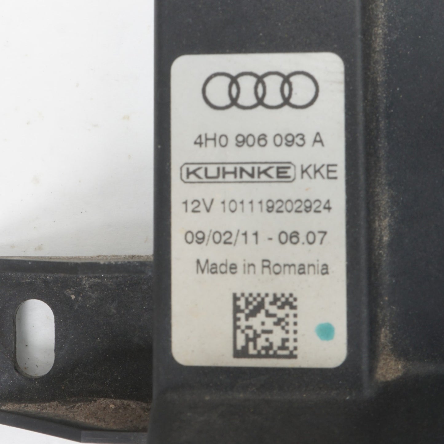 2011-2017 Audi A8 A8L Fuel Delivery Control Module Computer  OEM