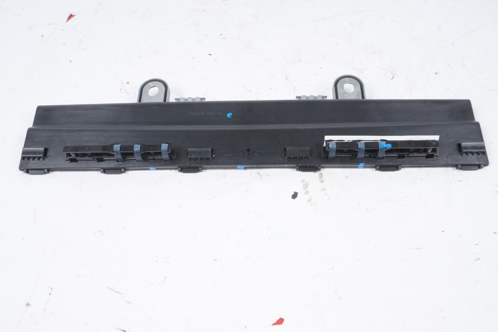 07-13 Mercedes W221 S550 S63 AMG Rear Roof Antenna Amplifier Amp OEM 82k