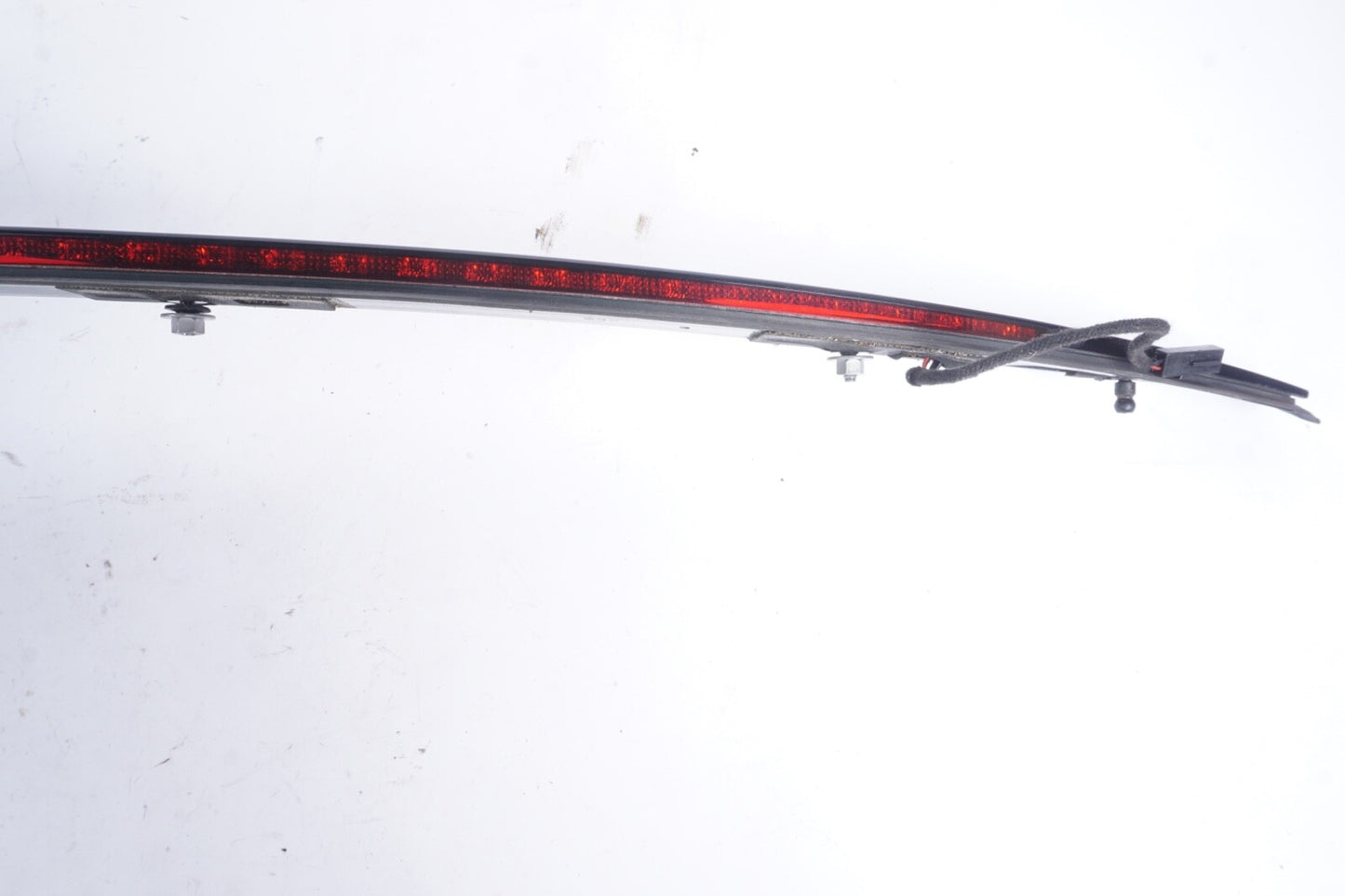 2012-2018 AUDI A7 REAR HIGH MOUNT 3RD STOP BRAKE LIGHT LAMP OEM 4G8945097