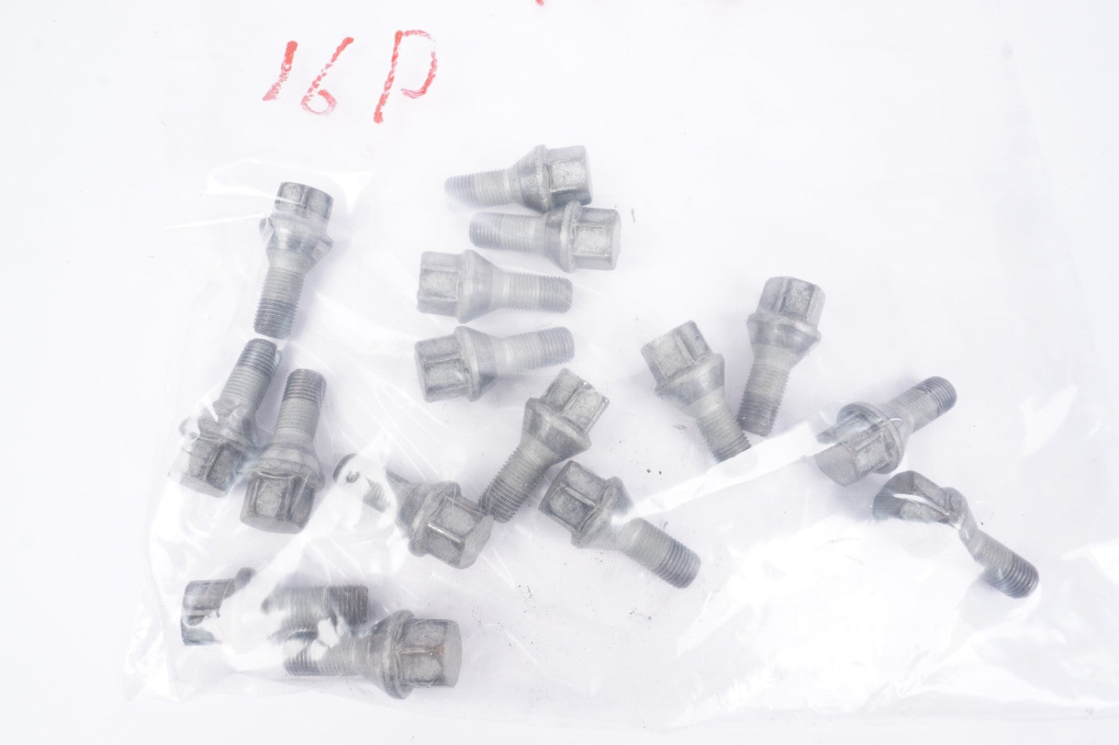 2012 - 2017 FIAT 500 16 PIECES LUG NUTS