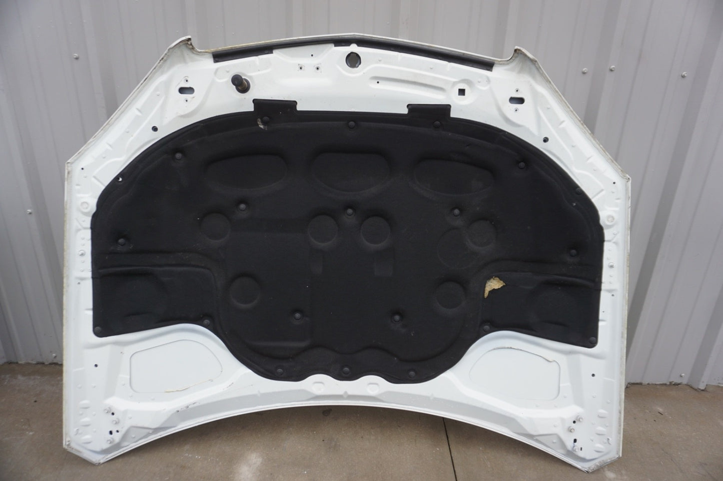 2008 - 2011 Mercedes W204 C250 C300 Front Hood Bonnet Panel Assembly OEM