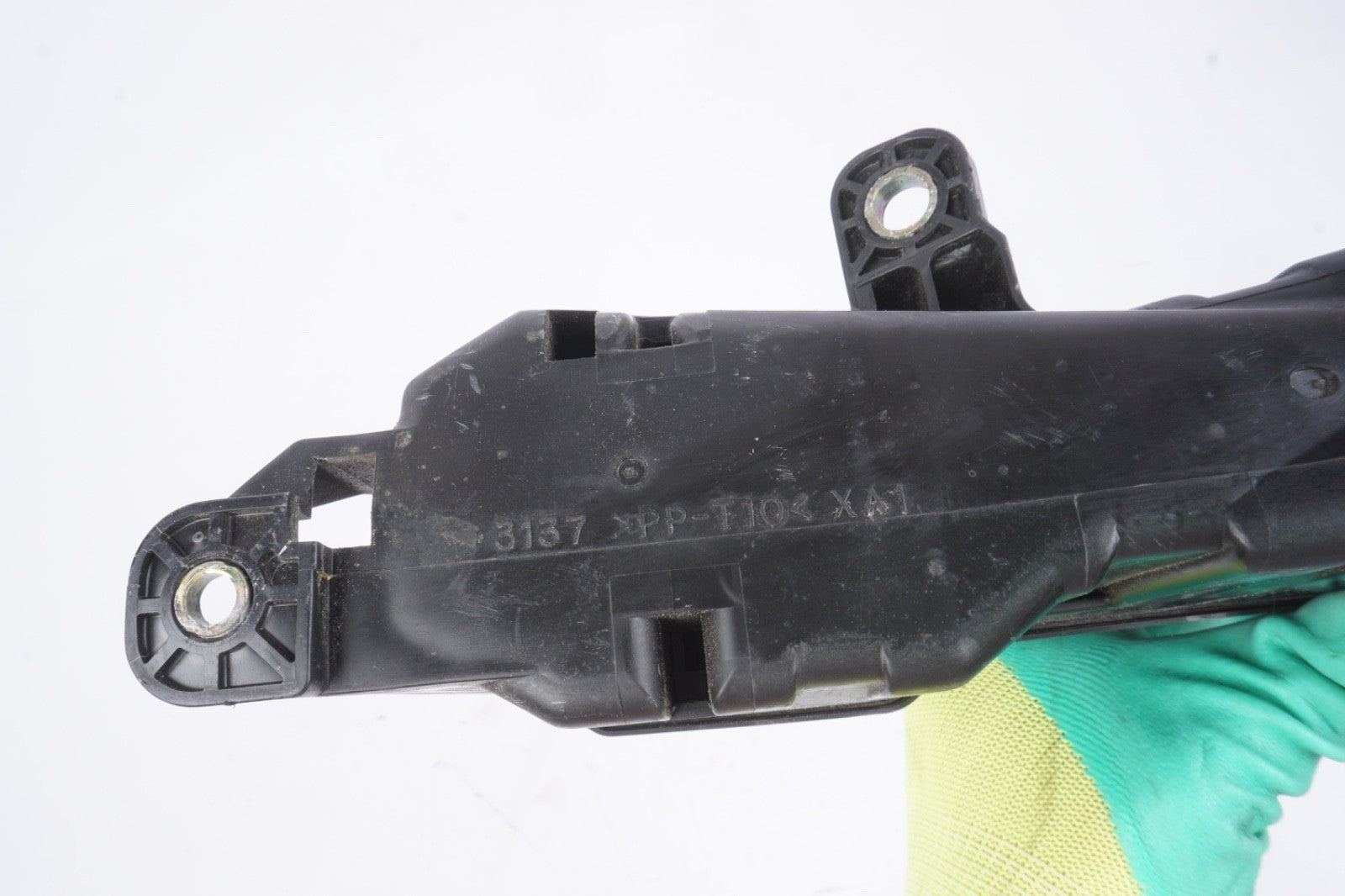 2002 - 2005 Lexus SC430 Trunk Luggage Power Junction Relay Fuse Block Box OEM