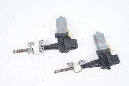 03-12 Mercedes R230 SL500 SL550 Front Seat Cushion Depth Motor Left & Right OEM