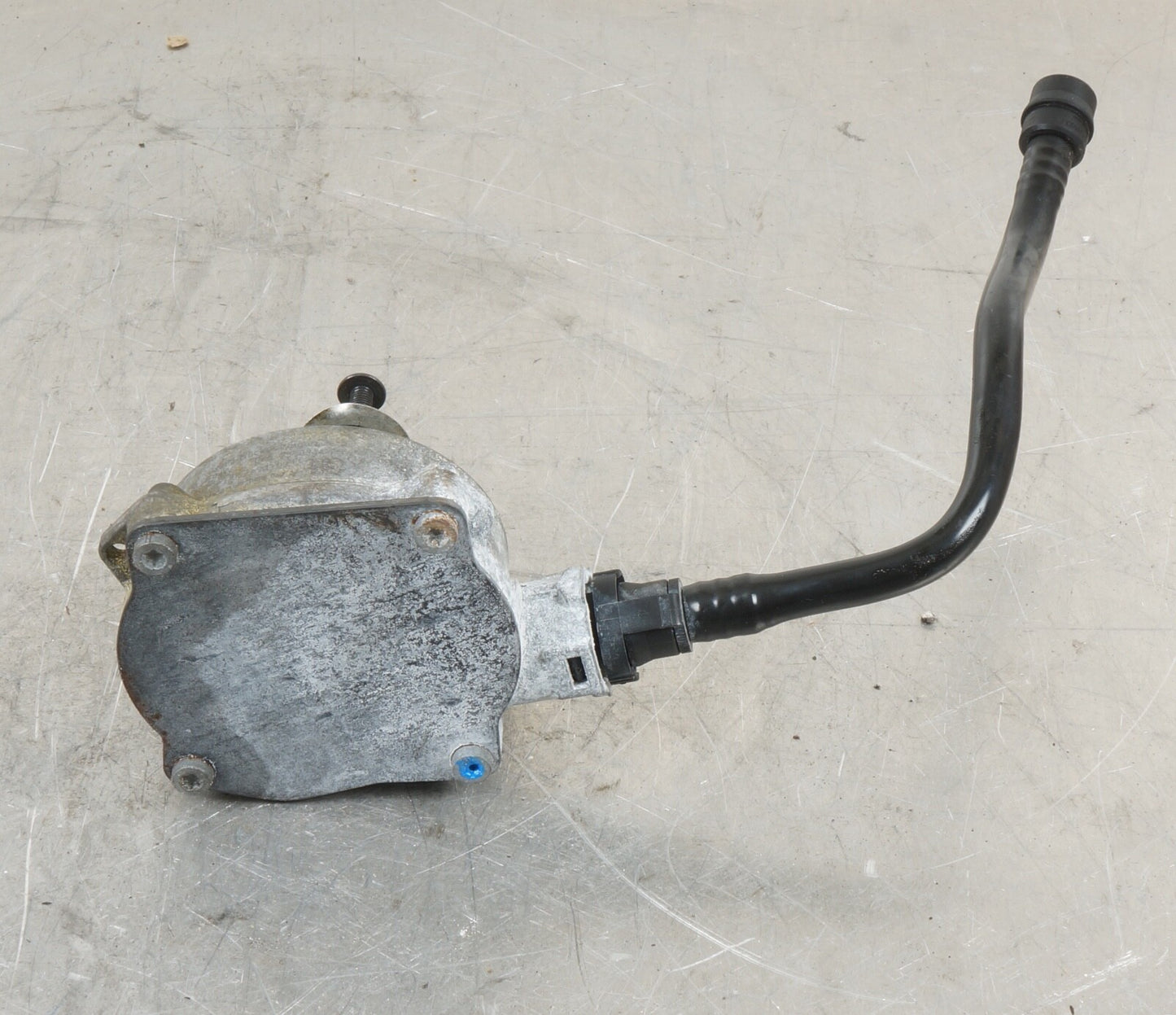 2007-2013 BMW 328I - Vacuum PUMP 7558344