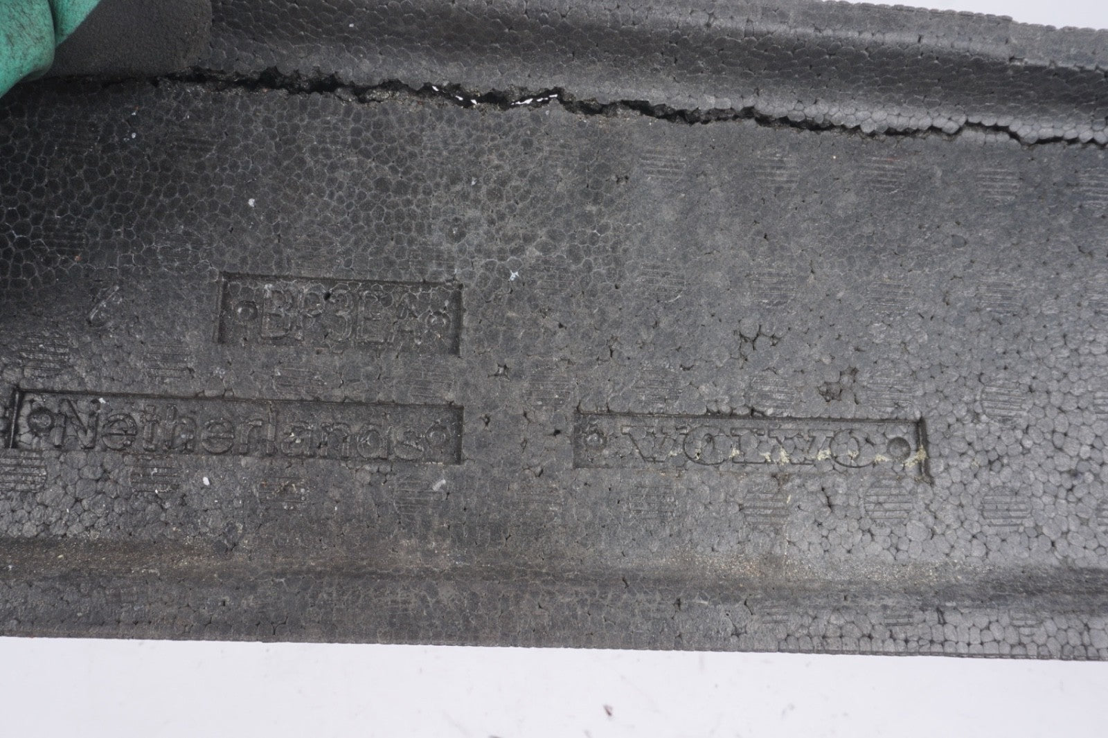 2006 - 2013 Volvo  C70 Genuine Absorber 31214880
