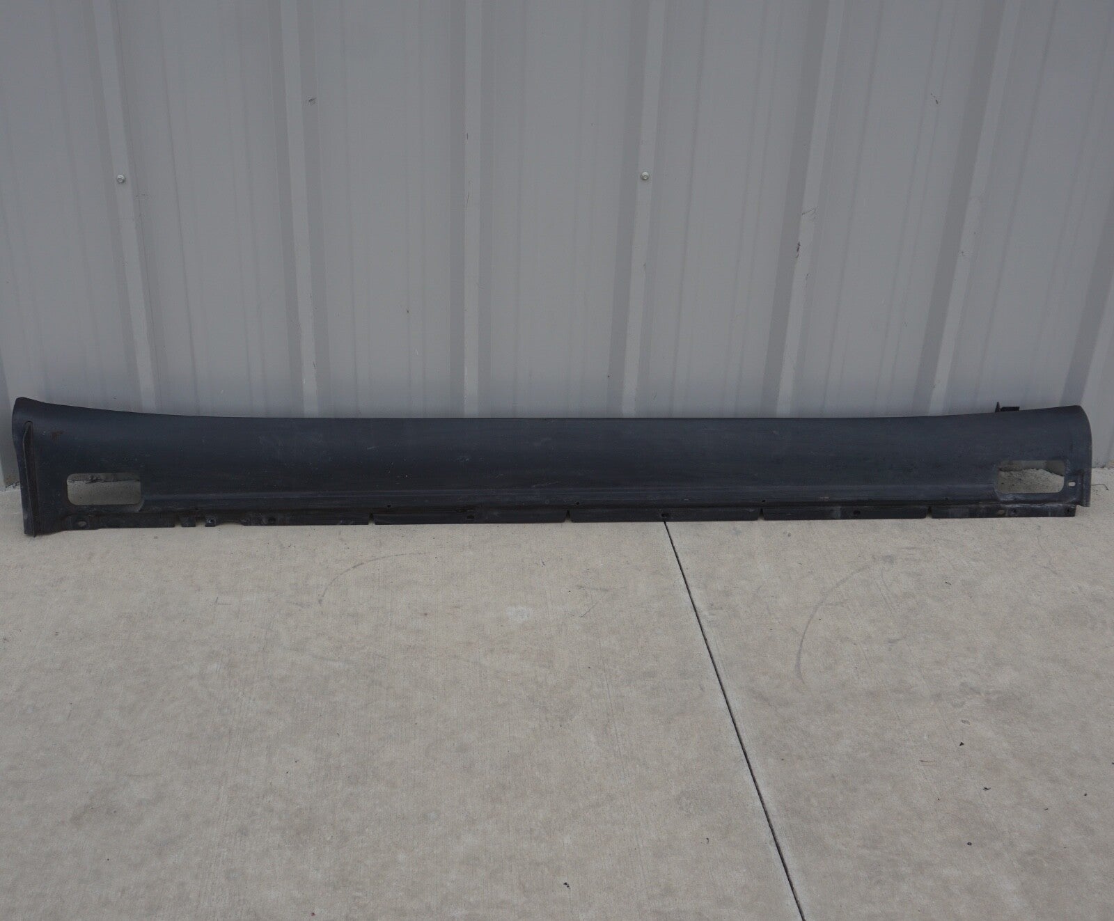 11-18 PORSCHE CAYENNE 958 RIGHT PASSENGER SIDE SKIRT ROCKER PANEL MOLDING TRIM