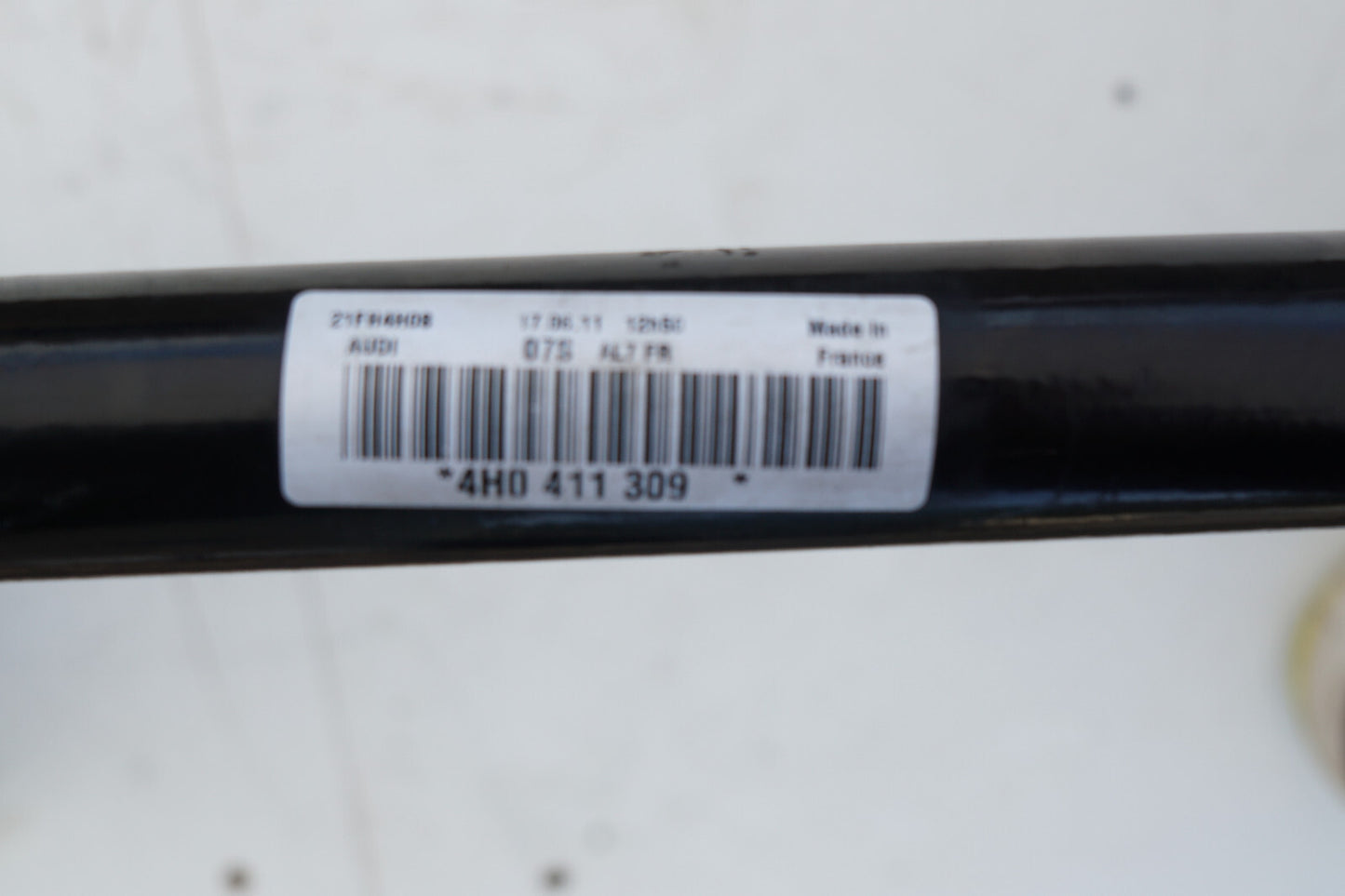 2011-2017 AUDI A8L A8 QUATTRO FRONT STABILIZER SWAY BAR 4H0411309 OEM