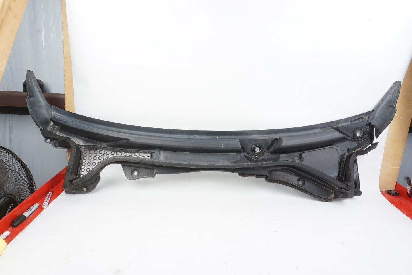 2018 - 2024 ALFA ROMEO STELVIO FRONT WINDSHIELD COWL GRILLE VENT COVER OEM