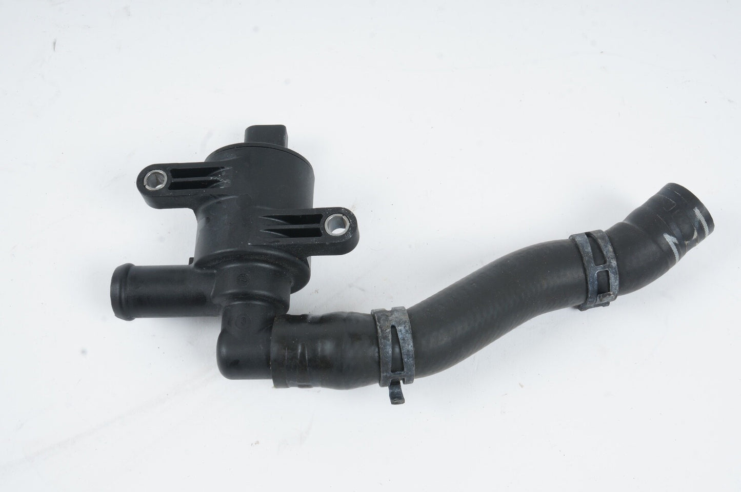 BENTLEY MULSANNE HVAC COOLING HEATER SOLENOID CONTROL VALVE & HOSE