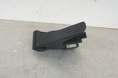 2020-2022 Cadillac CT4 GAS Accelerator Pedal 84534502 OEM