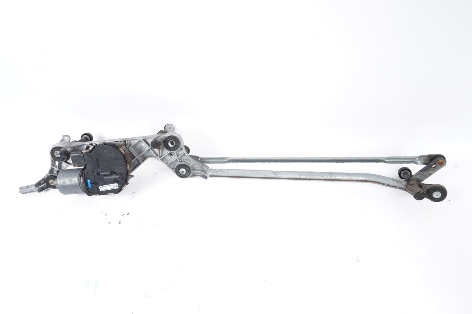 11-18 PORSCHE Cayenne Front Wiper Transmission Linkage W/ Motor OEM