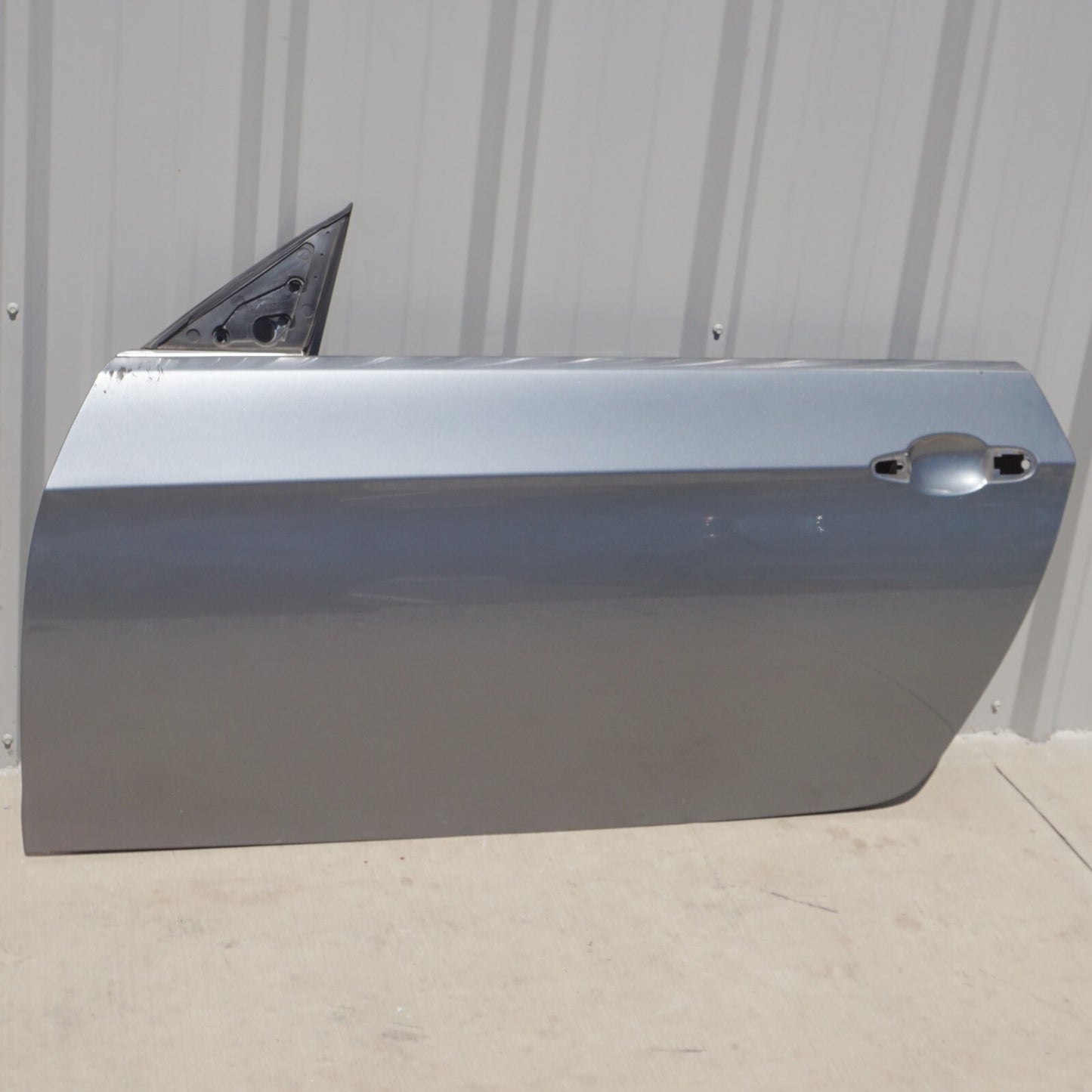 07 - 13 BMW 328i 335i Convertible Front Left Driver Door Shell OEM