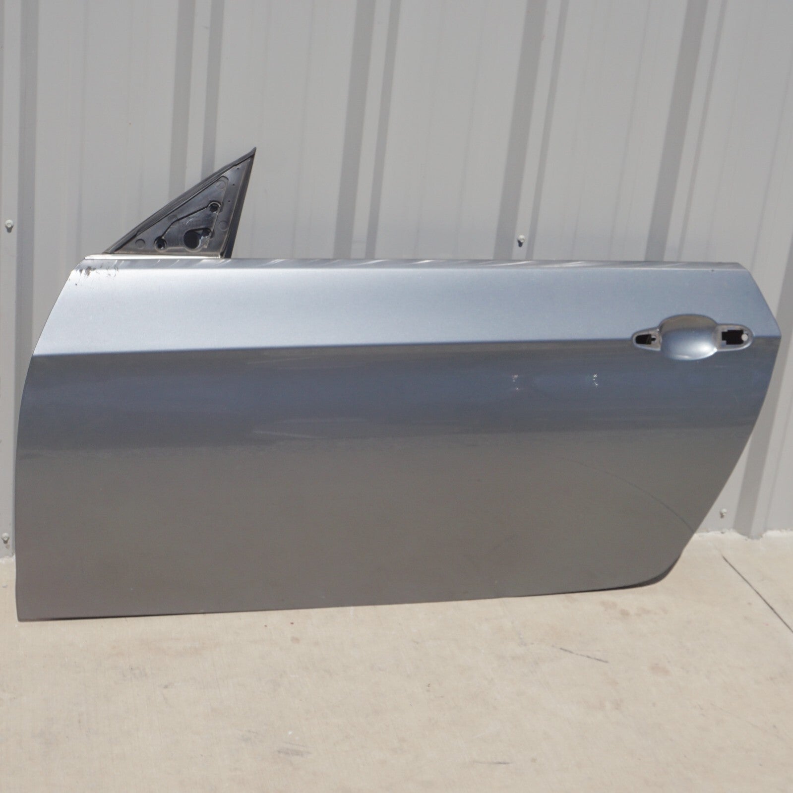 07 - 13 BMW 328i 335i Convertible Front Left Driver Door Shell OEM