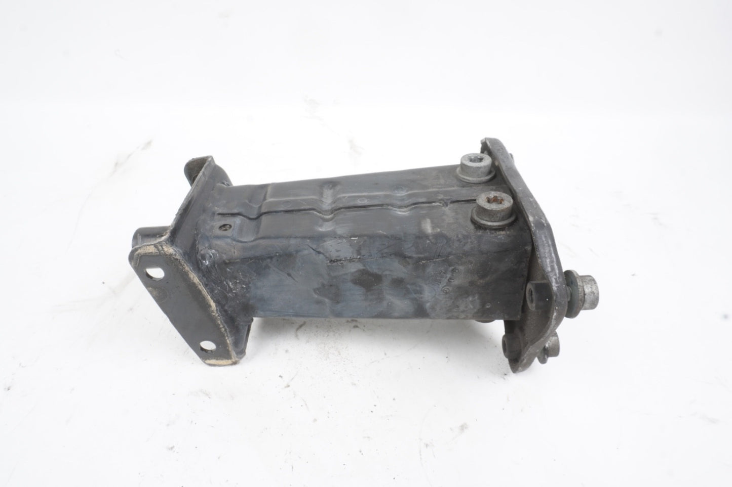 2007 - 2013 Mercedes W221 S550 Front Right Side Bumper Reinforcement Bracket Oem