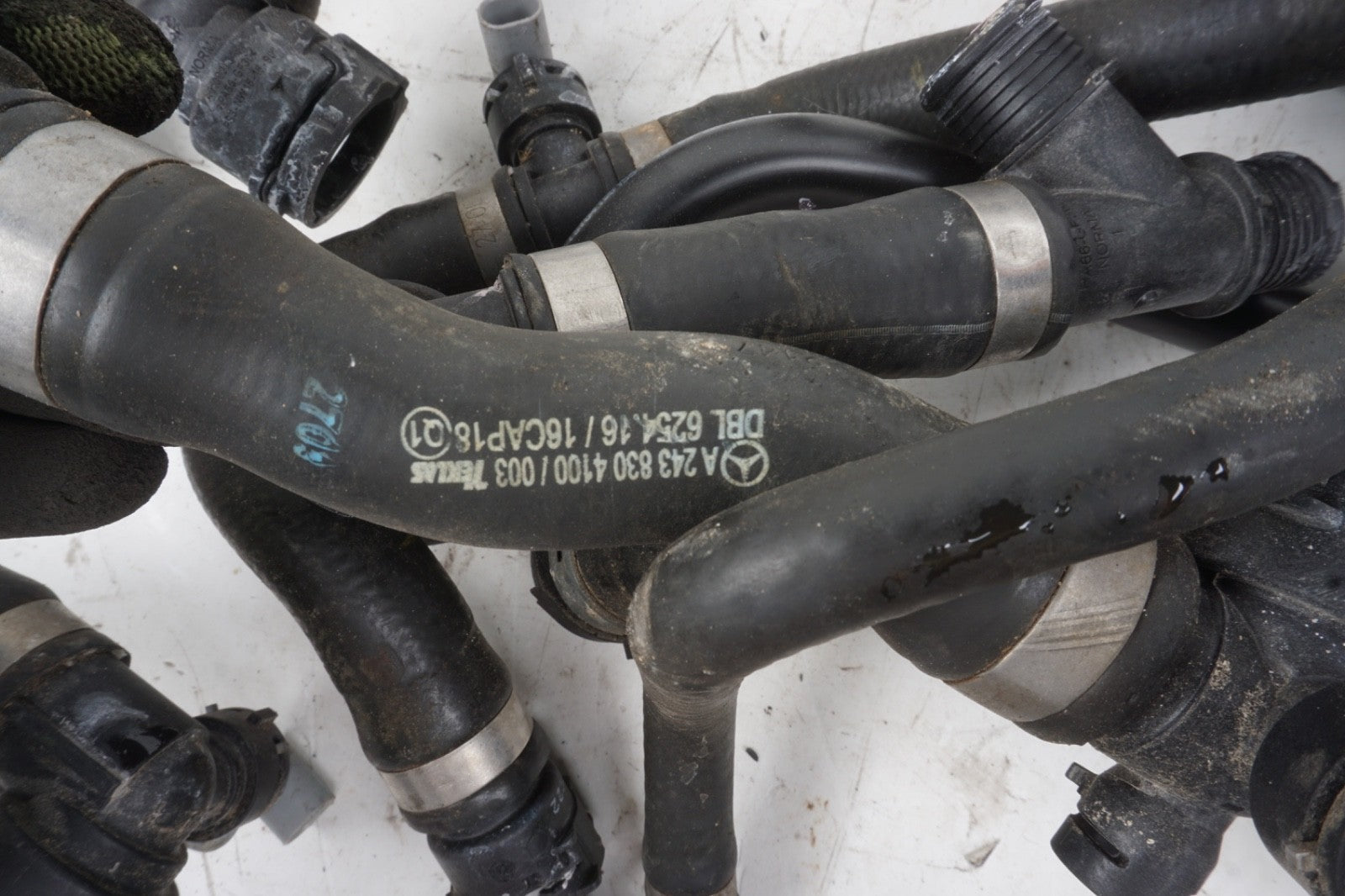 2022 - 2024 MERCEDES EQB350 EQB300 COOLANT COOLING HOSE TUBE PIPE LINE SET