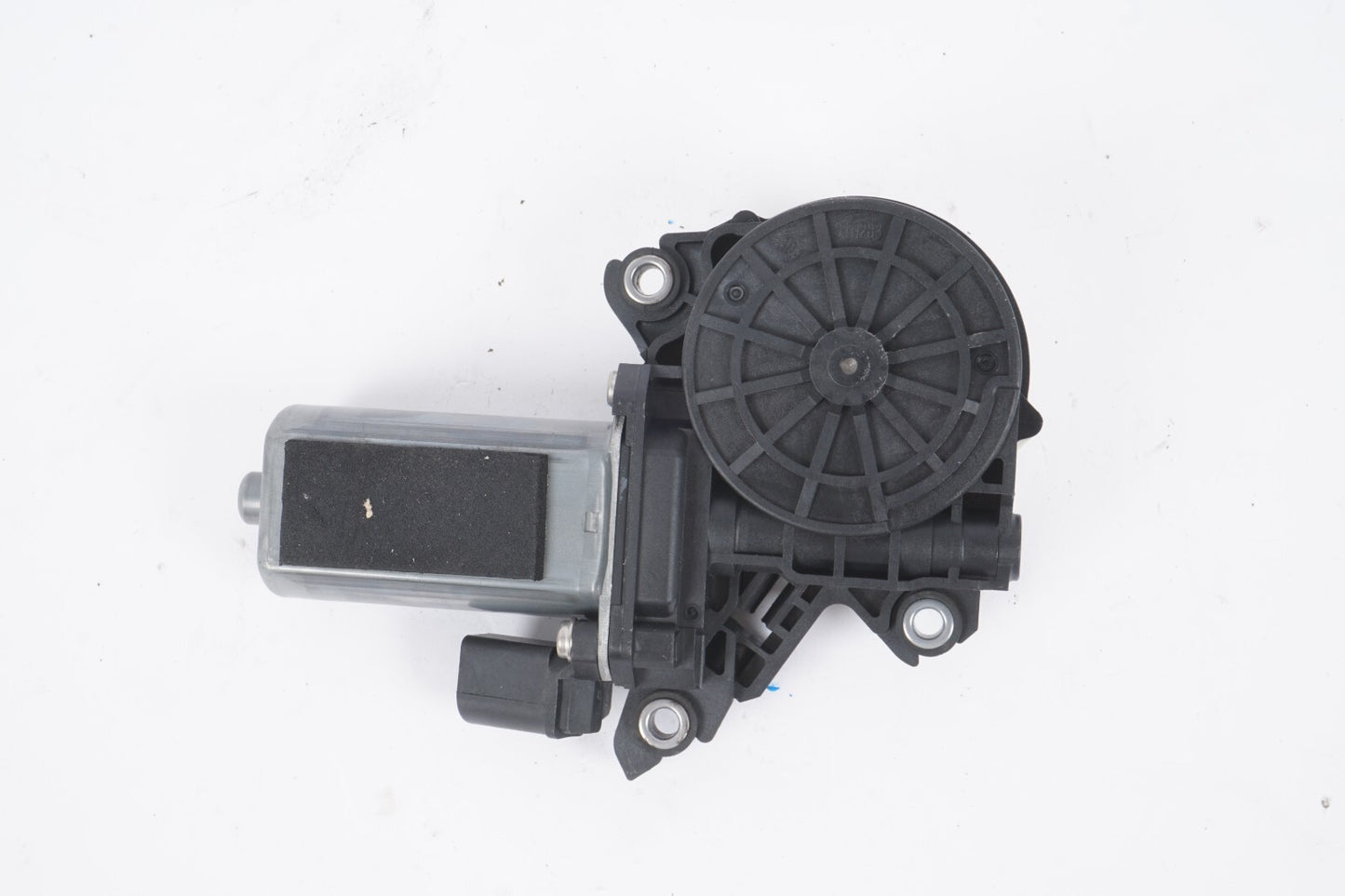 12-17 AUDI A8L A8 FRONT RIGHT PASSENGER SIDE POWER DOOR CLOSE ASSIST MOTOR  OEM