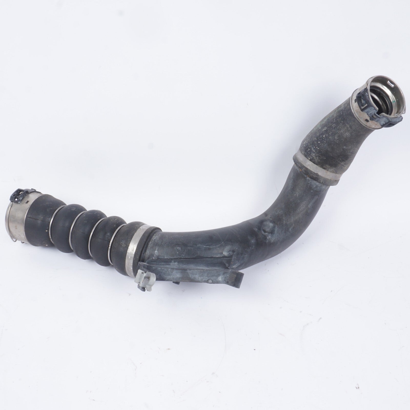 2015-2019 Mini Cooper F55 F66 Intercooler Pipe MGW00383  1.5l OEM
