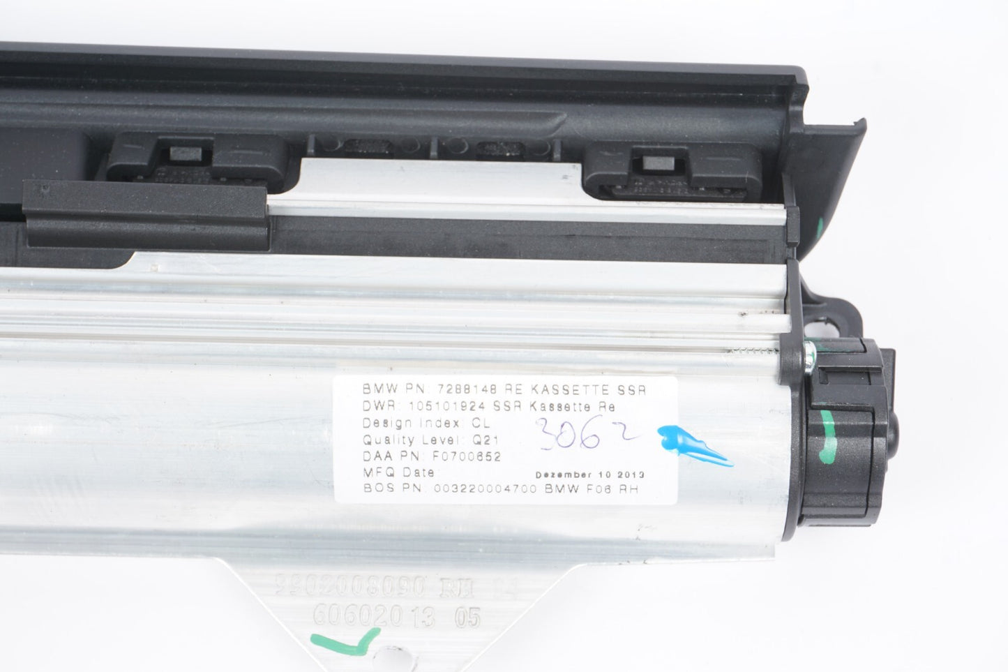 13-18 BMW 650i 640i F06 Rear Rear Right Side Door Window Sun Shade Roller OEM