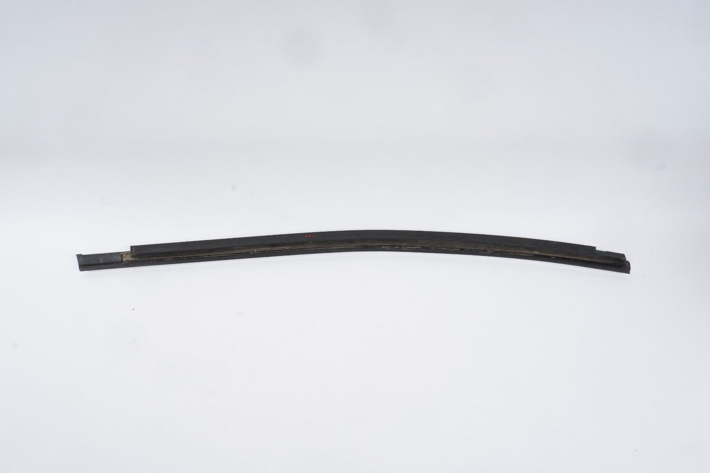 2014 - 2019 MASERATI GHIBLI REAR RIGHT PASS SIDE WINDOW CHROME BELT MOLDING OEM