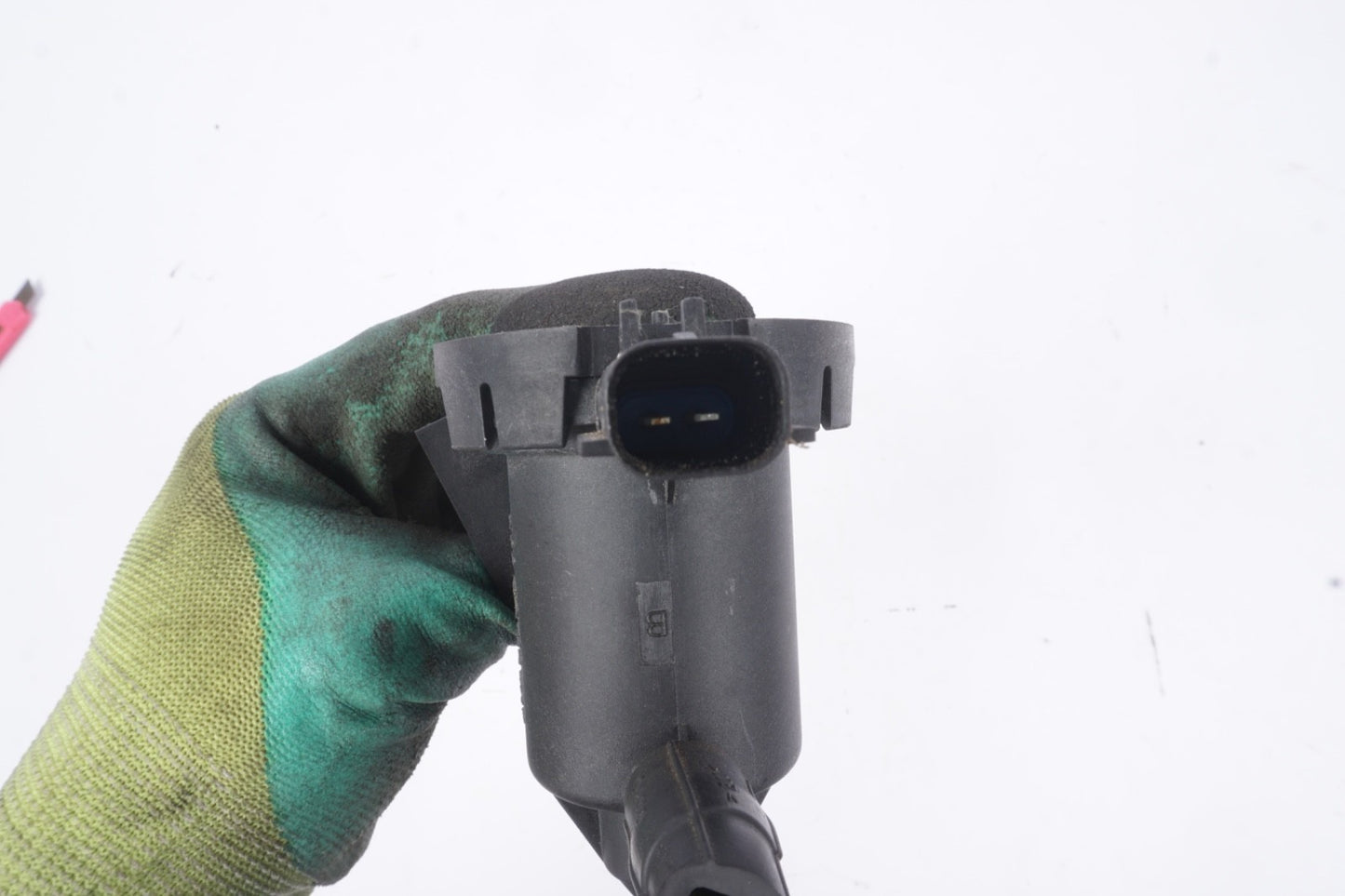 11-18 Mercedes W216 CL550 CLS550 S550 Fuel System Purge Valve 0014760532 OEM
