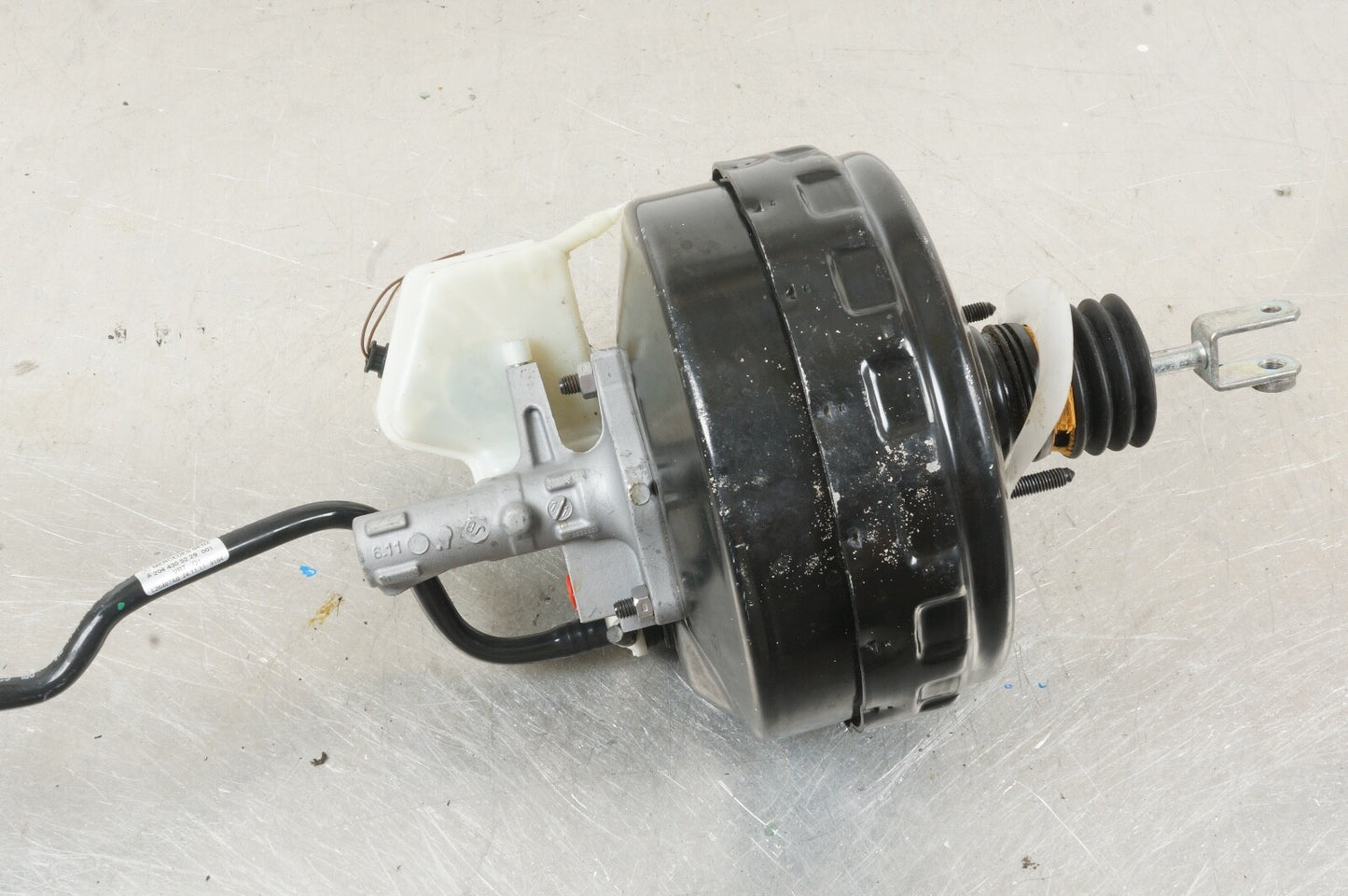 08-15 Mercedes W212 E350 C250 C350 Power Brake Booster Master Cylinder Reservoir