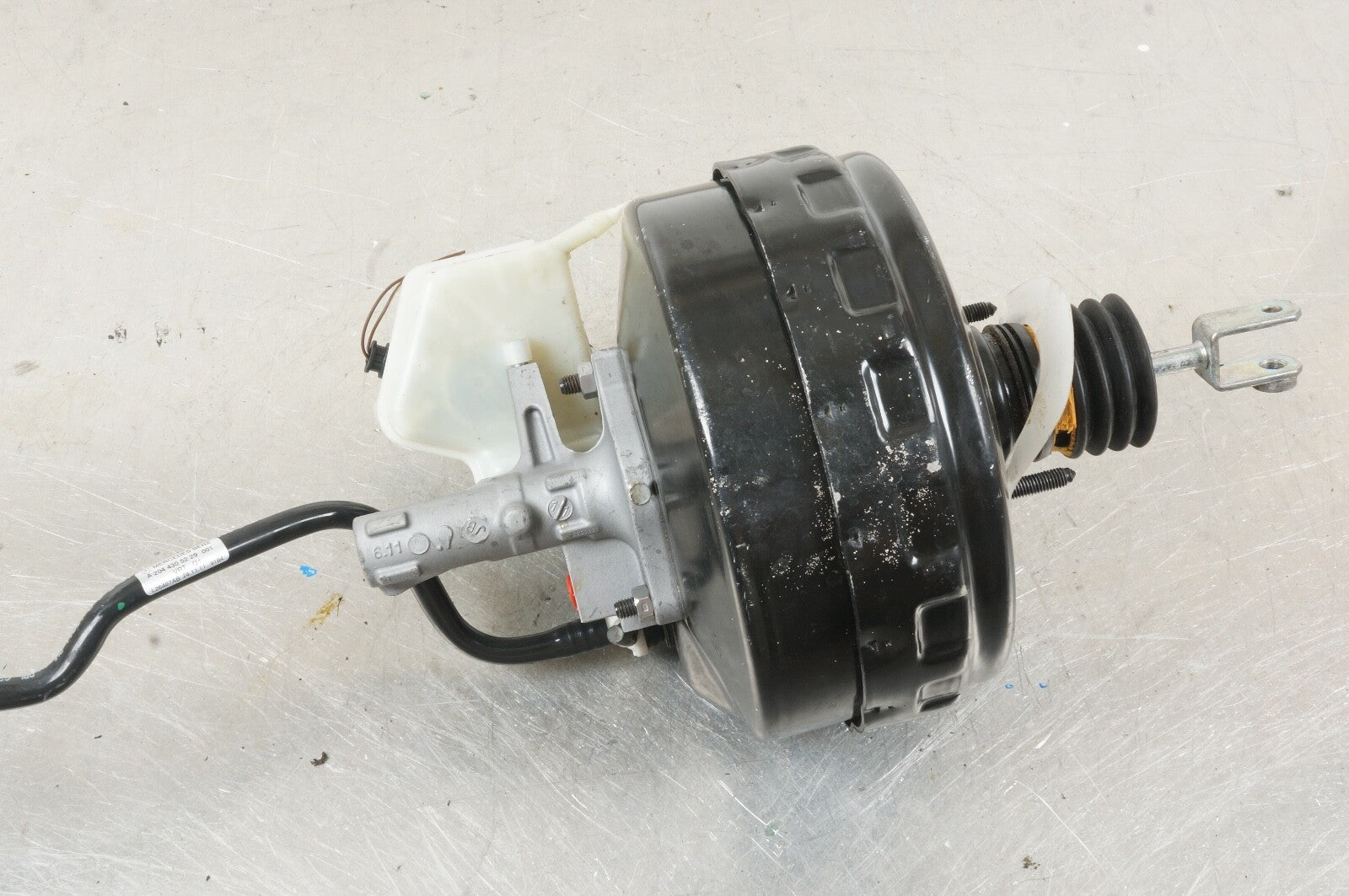 08-15 Mercedes W212 E350 C250 C350 Power Brake Booster Master Cylinder Reservoir