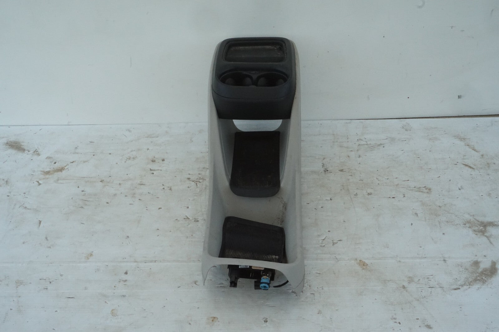 17-20 CHRYSLER PACIFICA CENTER CONSOLE TRIM BASE W/ CUP HOLDER OEM