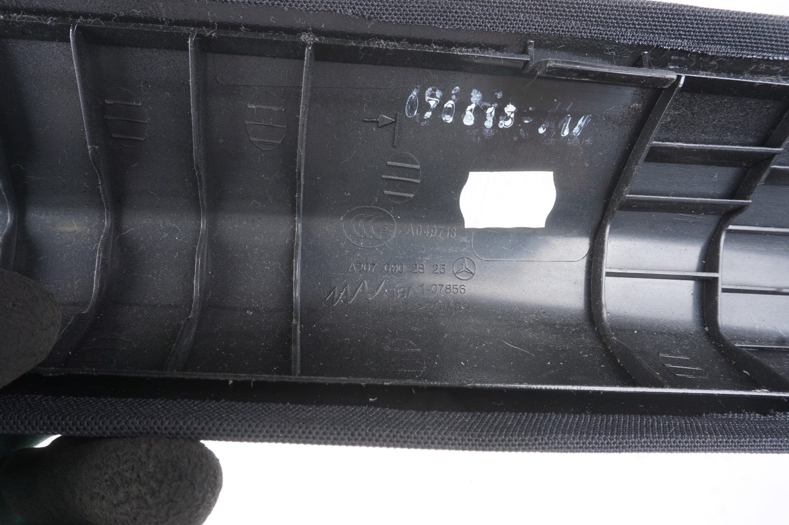 10-17 Mercedes W207 E350 E550 Coupe A Pillar Trim Cover Left & Right OEM