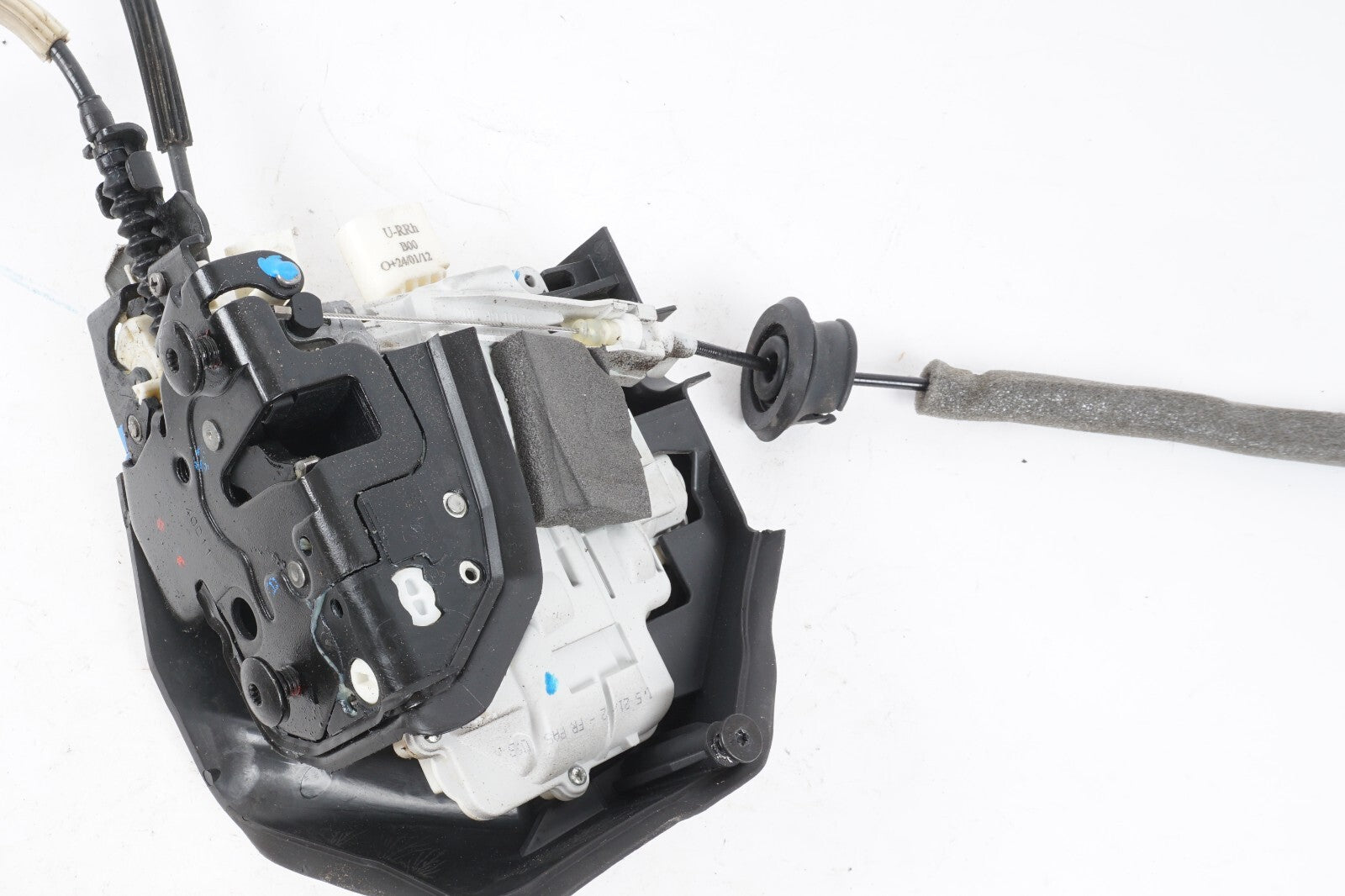 11-17 AUDI A8L FRONT RIGHT PASSENGER SIDE DOOR LOCK ACTUATOR & ASSIST MOTOR OEM