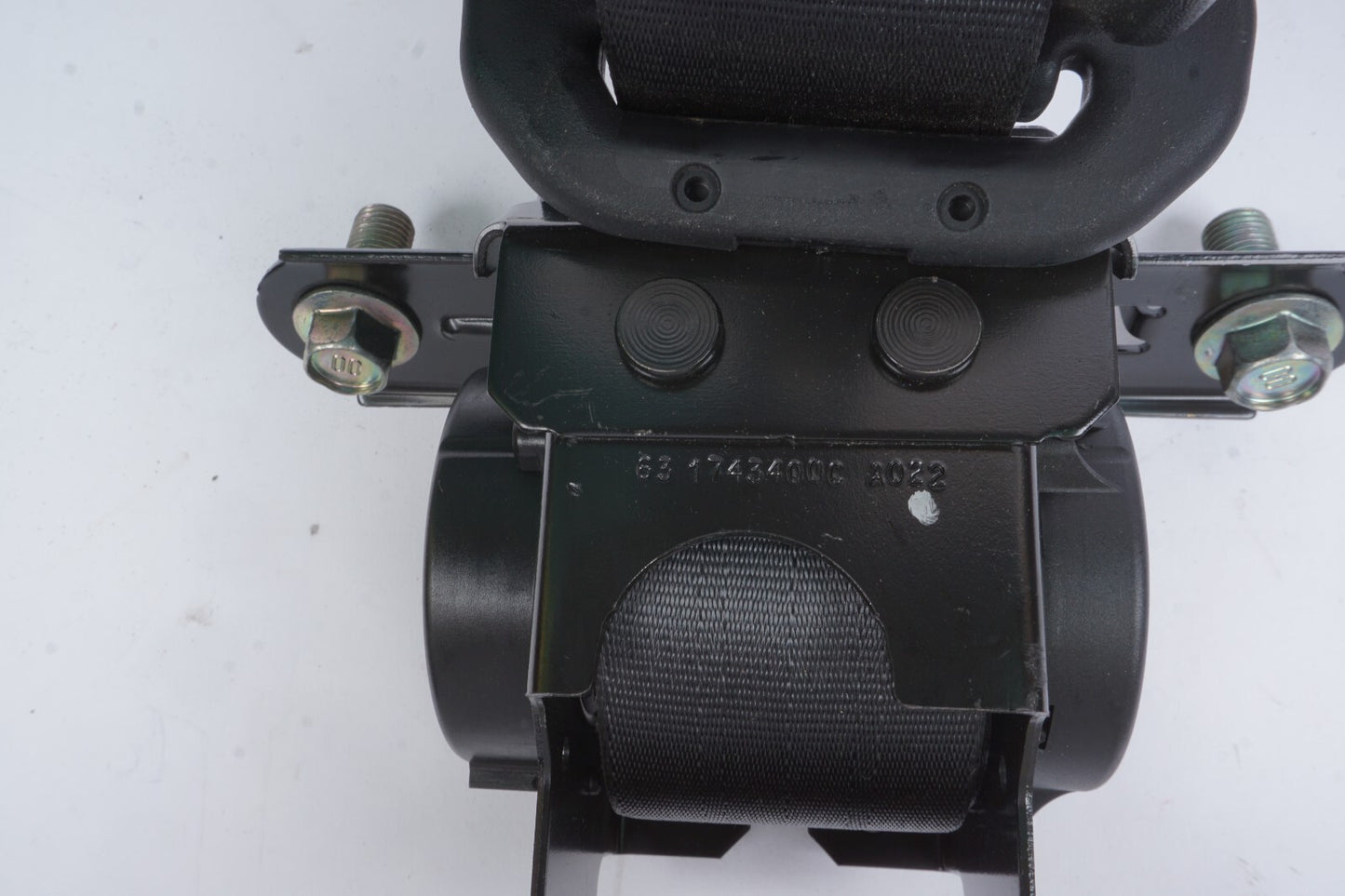 2018 - 2024 Honda Odyssey Rear Center Third Row Seat Belt Retractor  OEM